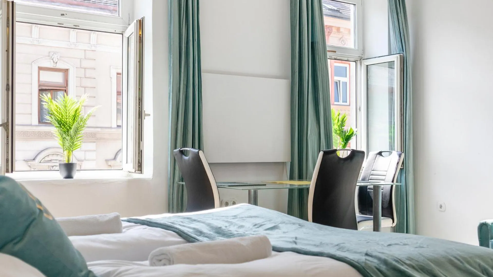 Easystay 2Br Apt. Connect With The Whole City Vienna Austria