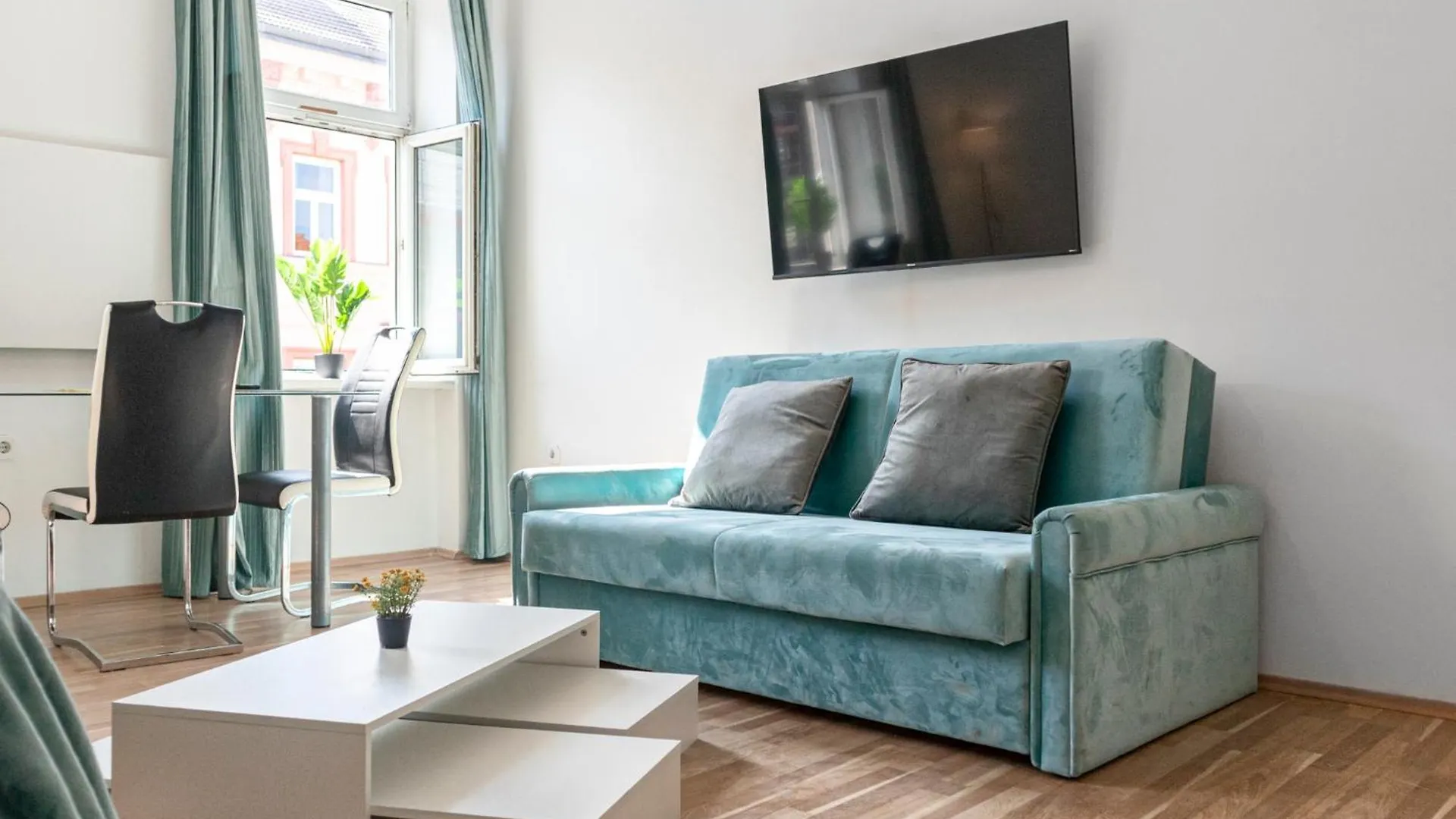 Easystay 2Br Apt. Connect With The Whole City Vienna Apartment